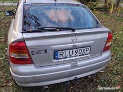 Srebrny Używany 1999 Opel Astra Sedan/Limuzyna | 1500 zł (Dobra cena)