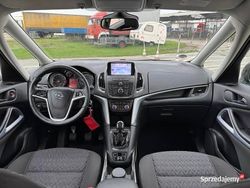 Szary Używany 2013 Opel Zafira Minivan | 29 950 zł