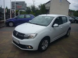 Biały Używany 2018 Dacia Sandero Hatchback | 29 400 zł (Uczciwa cena)