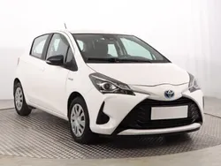 Biały Używany 2020 Toyota Yaris Hatchback | 50 799 zł (Super Cena)