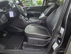 Biały Używany 2018 Ford Kuga Vignale SUV | 72 500 zł (Uczciwa cena)