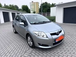 Srebrny Używany 2009 Toyota Auris Hatchback | 13 900 zł