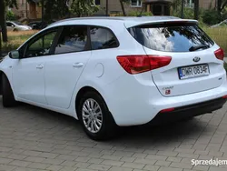 Biały Używany 2015 Kia Ceed Sedan/Limuzyna | 27 000 zł