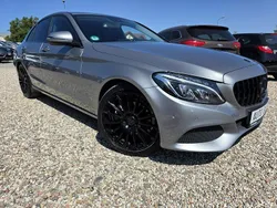Szary (metalik) Używany 2016 Mercedes C200 Sedan/Limuzyna | 77 900 zł (Uczciwa cena)