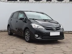 Czarny Używany 2013 Toyota Verso Minivan | 39 999 zł (Uczciwa cena)