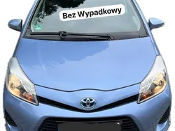Niebieski Używany 2012 Toyota Yaris Hybrid Hatchback | 36 999 zł (Uczciwa cena)