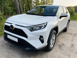 Biały Używany 2019 Toyota RAV4 Business Edition SUV | 122 600 zł (Drogi)