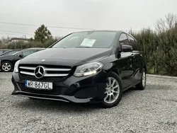 Czarny Używany 2016 Mercedes B180 Minivan | 44 900 zł (Uczciwa cena)