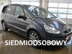Szary Używany 2009 Ford Galaxy Ghia Minivan | 9200 zł