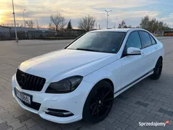 Używany 2013 Mercedes C200 | 50 900 zł (Uczciwa cena)