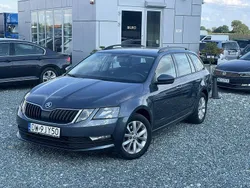 Grafitowy (metalik) Używany 2020 Skoda Octavia Kombi | 59 900 zł (Dobra cena)