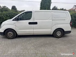 Biały Używany 2015 Hyundai H-1 Minivan | 27 000 zł