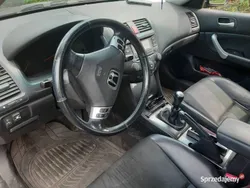 Używany 2004 Honda Accord Kombi | 8500 zł
