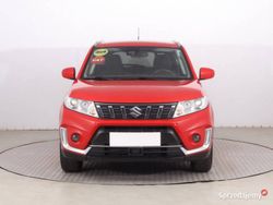 Czerwony Używany 2019 Suzuki Vitara SUV | 68 999 zł (Uczciwa cena)