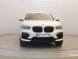 Biały Używany 2020 BMW X4 Advantage SUV | 134 600 zł