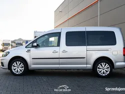 Srebrny Używany 2020 VW Caddy Maxi Minivan | 59 500 zł (Uczciwa cena)