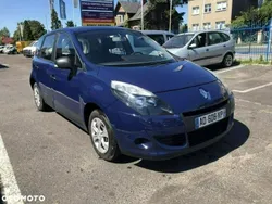 Niebieski Używany 2009 Renault Scénic III Expression Minivan | 13 000 zł (Uczciwa cena)