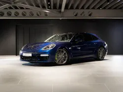 Gentian blue metallic Używany 2024 Porsche Panamera 4S Sport Turismo Sedan/Limuzyna | 549 900 zł (Dobra cena)