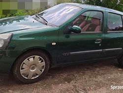 Zielony Używany 2001 Renault Clio II Hatchback | 5000 zł (Uczciwa cena)