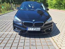 Czarny Używany 2015 BMW 218 Kombi | 52 900 zł (Uczciwa cena)
