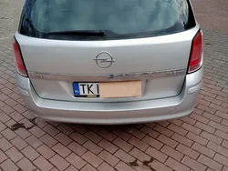 Srebrny Używany 2006 Opel Astra Sedan/Limuzyna | 5900 zł (Uczciwa cena)