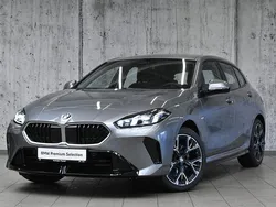 Szary skyscraper metalizowany Używany 2025 BMW 118 Shadowline Hatchback | 159 700 zł
