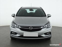 Srebrny Używany 2018 Opel Astra Kombi | 39 999 zł (Uczciwa cena)