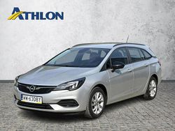 Srebrny (metalik) Używany 2022 Opel Astra Kombi | 66 000 zł (Uczciwa cena)