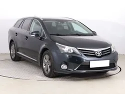 Czarny Używany 2014 Toyota Avensis Kombi | 31 999 zł (Dobra cena)