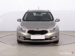 Szary Używany 2015 Kia Ceed Kombi | 36 499 zł (Uczciwa cena)