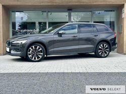 Szary Używany 2024 Volvo V60 CC Kombi | 204 900 zł (Drogi)