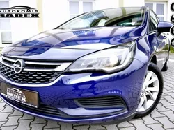 Niebieski Używany 2016 Opel Astra Hatchback | 34 900 zł (Dobra cena)