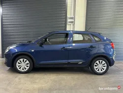 Niebieski ciemny (metalik) Używany 2018 Suzuki Baleno SUV | 43 500 zł