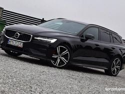 Czarny Używany 2020 Volvo V60 R-Design Kombi | 79 900 zł (Dobra cena)