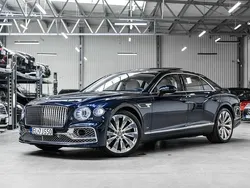 Niebieski Używany 2020 Bentley Flying Spur Sedan/Limuzyna | 1 099 000 zł