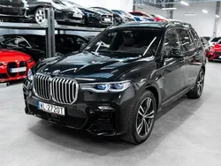 Czarny Używany 2021 BMW X7 Shadowline SUV | 337 178 zł (Dobra cena)