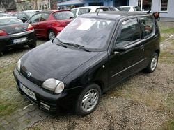 Czarny Używany 2002 Fiat Seicento Hatchback | 4900 zł (Dość drogi)