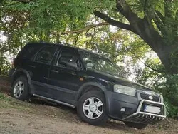 Czarny Używany 2003 Ford Maverick SUV | 14 900 zł