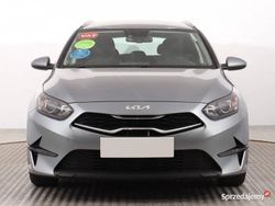 Szary Używany 2021 Kia Ceed Kombi | 68 499 zł (Uczciwa cena)