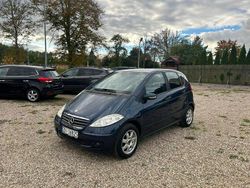 Niebieski Używany 2007 Mercedes A160 Hatchback | 9700 zł (Uczciwa cena)