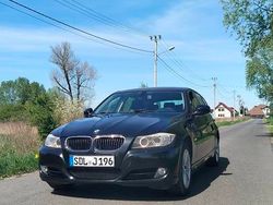 Czarny Używany 2011 BMW 320 Kombi | 22 600 zł (Uczciwa cena)