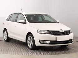 Biały Używany 2013 Skoda Rapid Hatchback | 27 999 zł (Uczciwa cena)