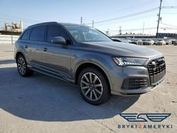Szary Używany 2023 Audi Q7 SUV | 124 480 zł