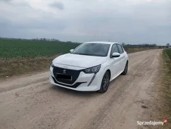 Biały Używany 2021 Peugeot 208 Hatchback | 46 600 zł (Dobra cena)