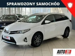 Biały Używany 2015 Toyota Auris Kombi | 42 900 zł (Uczciwa cena)