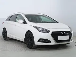 Biały Używany 2016 Hyundai i40 Kombi | 46 999 zł (Dość drogi)