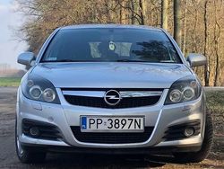 Srebrny Używany 2006 Opel Vectra GTS Hatchback | 12 600 zł (Drogi)