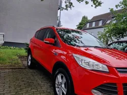 Czerwony Używany 2013 Ford Kuga SUV | 34 500 zł (Dobra cena)