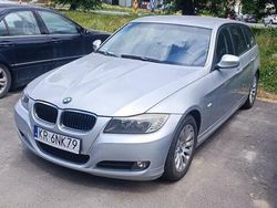 Srebrny Używany 2009 BMW 318 Kombi | 18 900 zł (Uczciwa cena)
