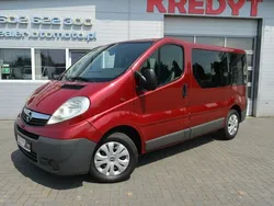 Bordowy Używany 2008 Opel Vivaro Van | 35 900 zł (Dość drogi)